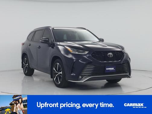Blue 2022 Toyota Highlander XSE