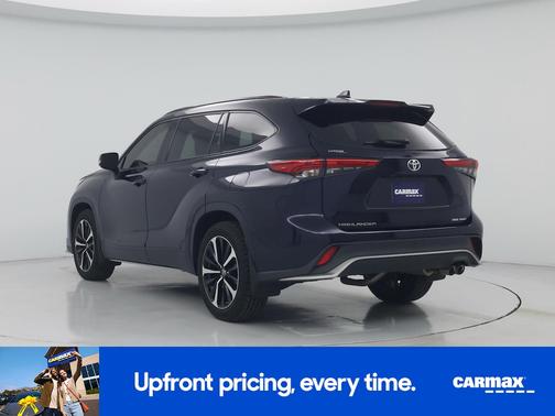 Blue 2022 Toyota Highlander XSE