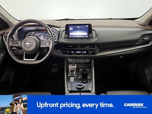 Pearl 2023 Nissan Rogue SV