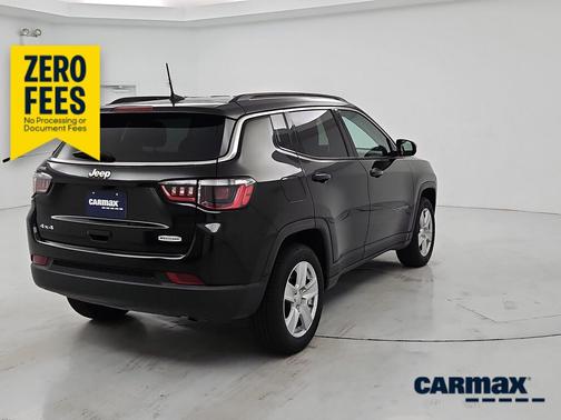 Black 2022 Jeep Compass Latitude