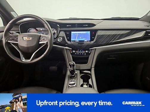 2025 Cadillac XT6 Premium Luxury