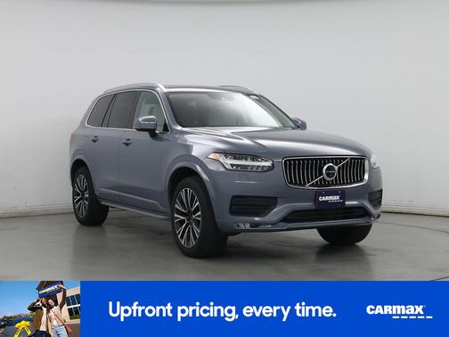 2022 Volvo XC90 T6 Momentum