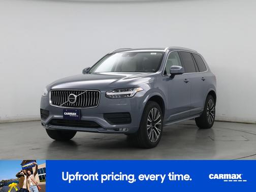 2022 Volvo XC90 T6 Momentum