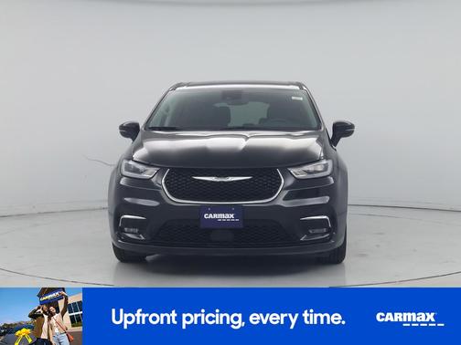 Black 2023 Chrysler Pacifica Touring L