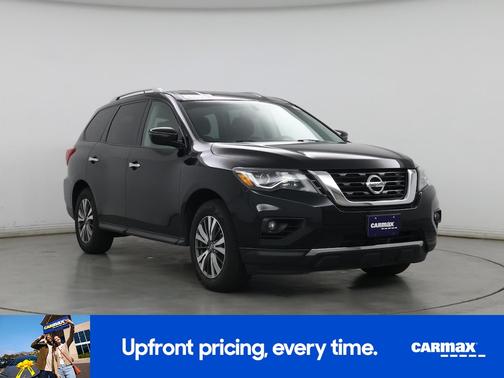 2017 Nissan Pathfinder SV