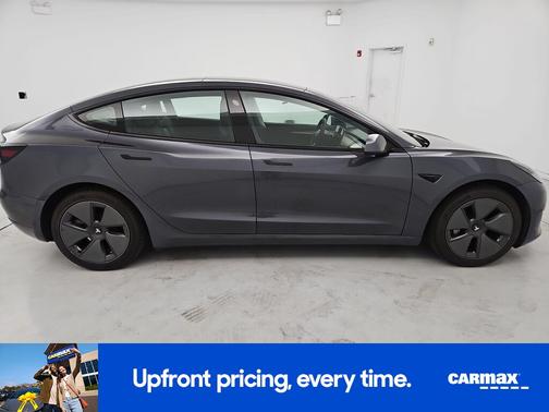 Gray 2022 Tesla Model 3