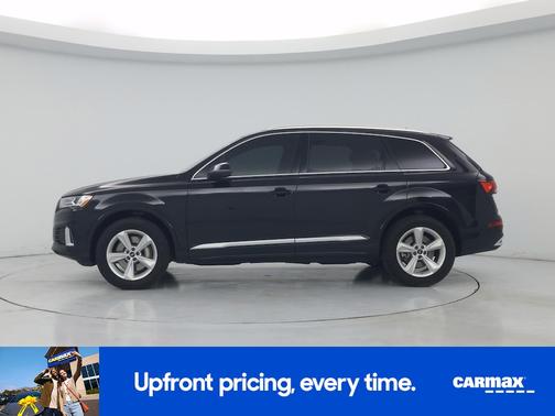 Black 2023 Audi Q7 Premium