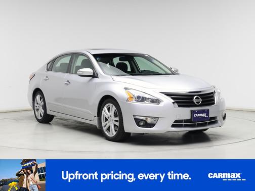 Silver 2015 Nissan Altima SL