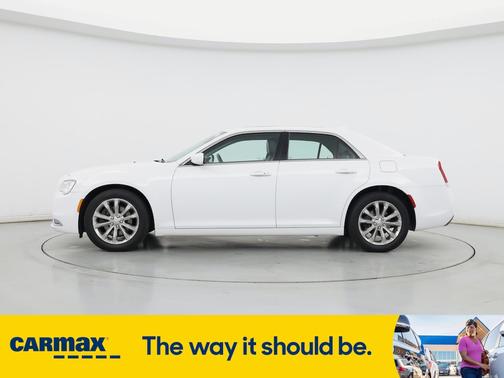 2018 Chrysler 300 Touring L