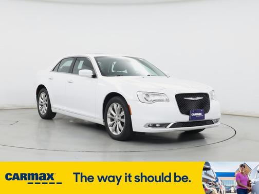 2018 Chrysler 300 Touring L