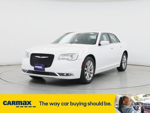 2018 Chrysler 300 Touring L