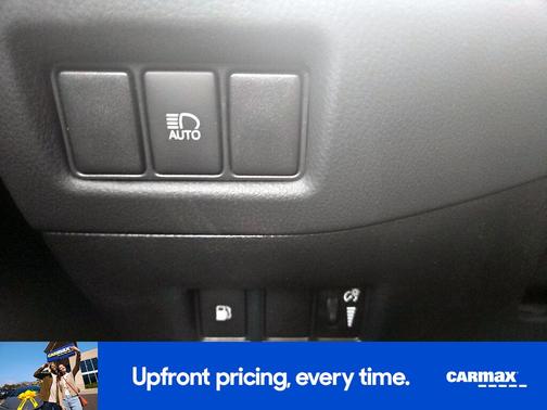 2022 Toyota C-HR XLE