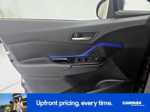 2022 Toyota C-HR XLE