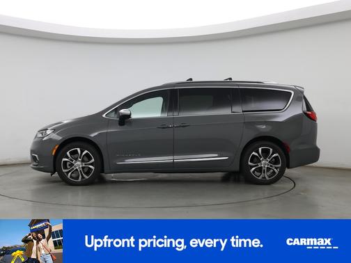 2025 Chrysler Pacifica Pinnacle
