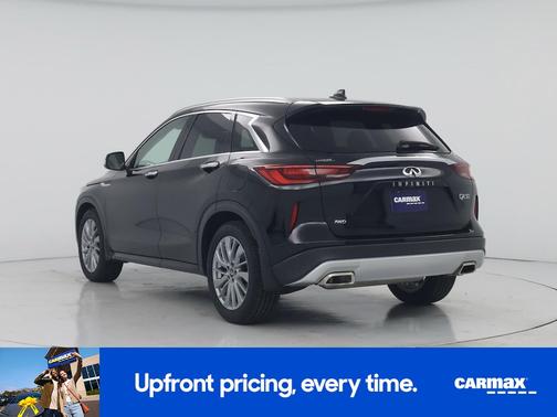 Black 2023 INFINITI QX50 Luxe