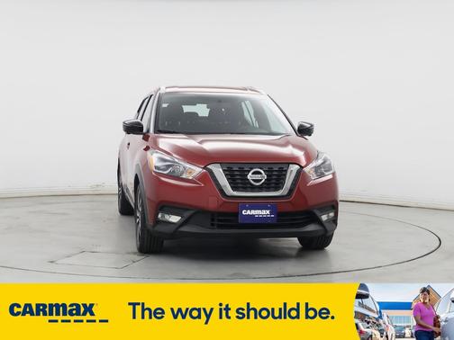 2019 Nissan Kicks SR