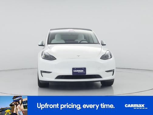 White 2025 Tesla Model Y Long Range