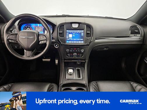 White 2023 Chrysler 300 C