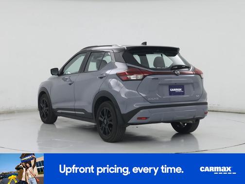 Gray 2023 Nissan Kicks SR