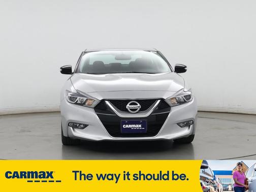 2017 Nissan Maxima SR
