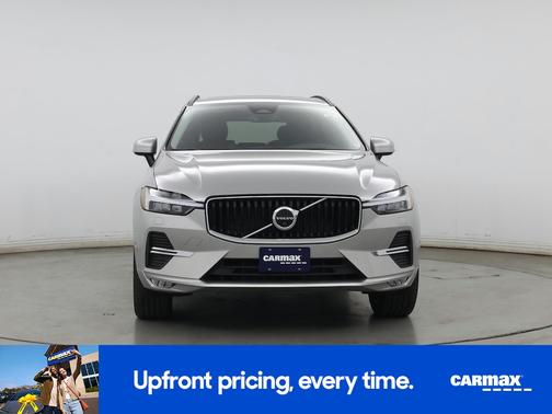 2022 Volvo XC60 B5 Momentum