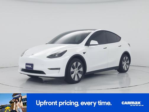 White 2023 Tesla Model Y Long Range