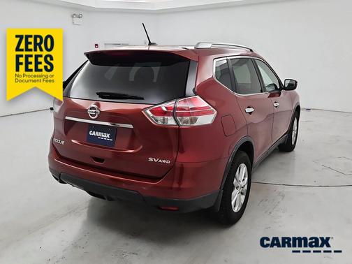 Red 2016 Nissan Rogue SV