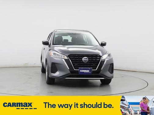 2022 Nissan Kicks S