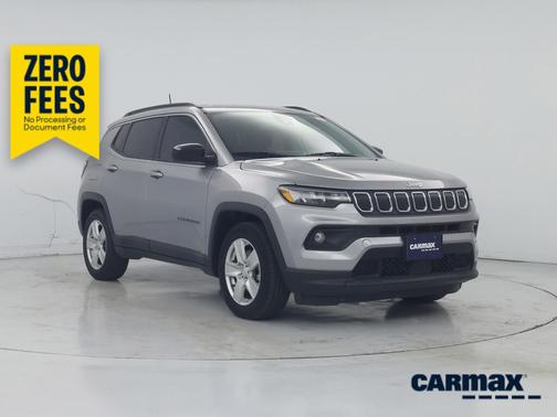 Silver 2022 Jeep Compass Latitude
