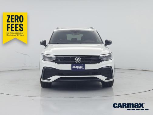 White 2023 Volkswagen Tiguan SE R-Line Black