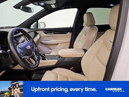 Pearl 2019 Cadillac XT5