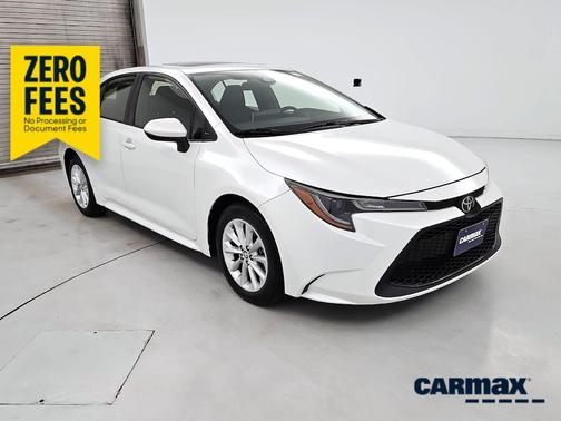 White 2020 Toyota Corolla LE