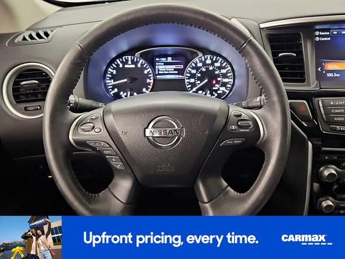 2019 Nissan Pathfinder SV