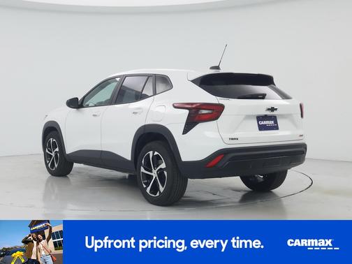 White 2024 Chevrolet Trax 1RS