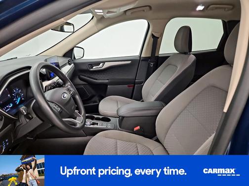 Green 2020 Ford Escape SE