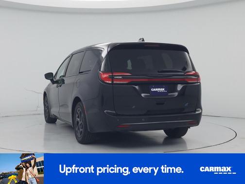 Black 2022 Chrysler Pacifica Hybrid Limited