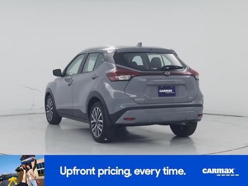 Gray 2024 Nissan Kicks SV