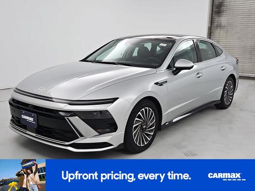 Silver 2024 Hyundai SONATA Hybrid Limited