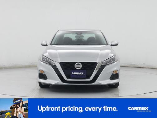 2022 Nissan Altima SV