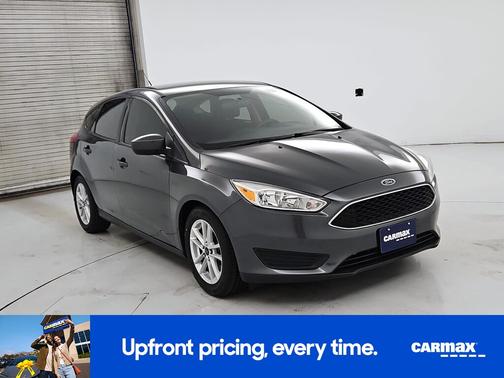 Gray 2018 Ford Focus SE