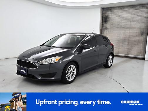 Gray 2018 Ford Focus SE