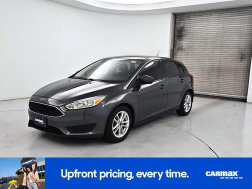 Gray 2018 Ford Focus SE