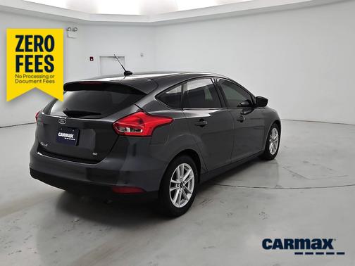 Gray 2018 Ford Focus SE