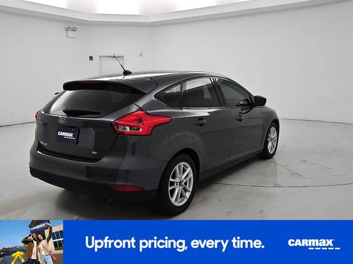 Gray 2018 Ford Focus SE