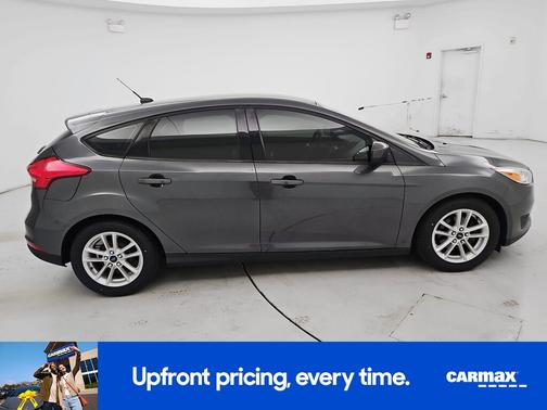 Gray 2018 Ford Focus SE
