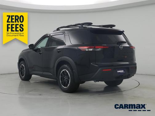 Black 2024 Nissan Pathfinder Rock Creek