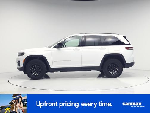 White 2024 Jeep Grand Cherokee Laredo X