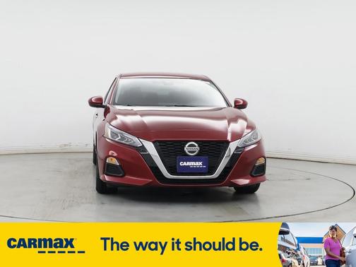 2022 Nissan Altima SV