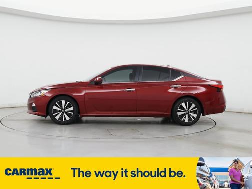 2022 Nissan Altima SV