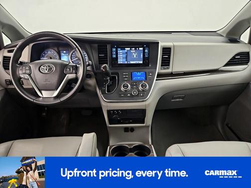 2017 Toyota Sienna XLE Premium
